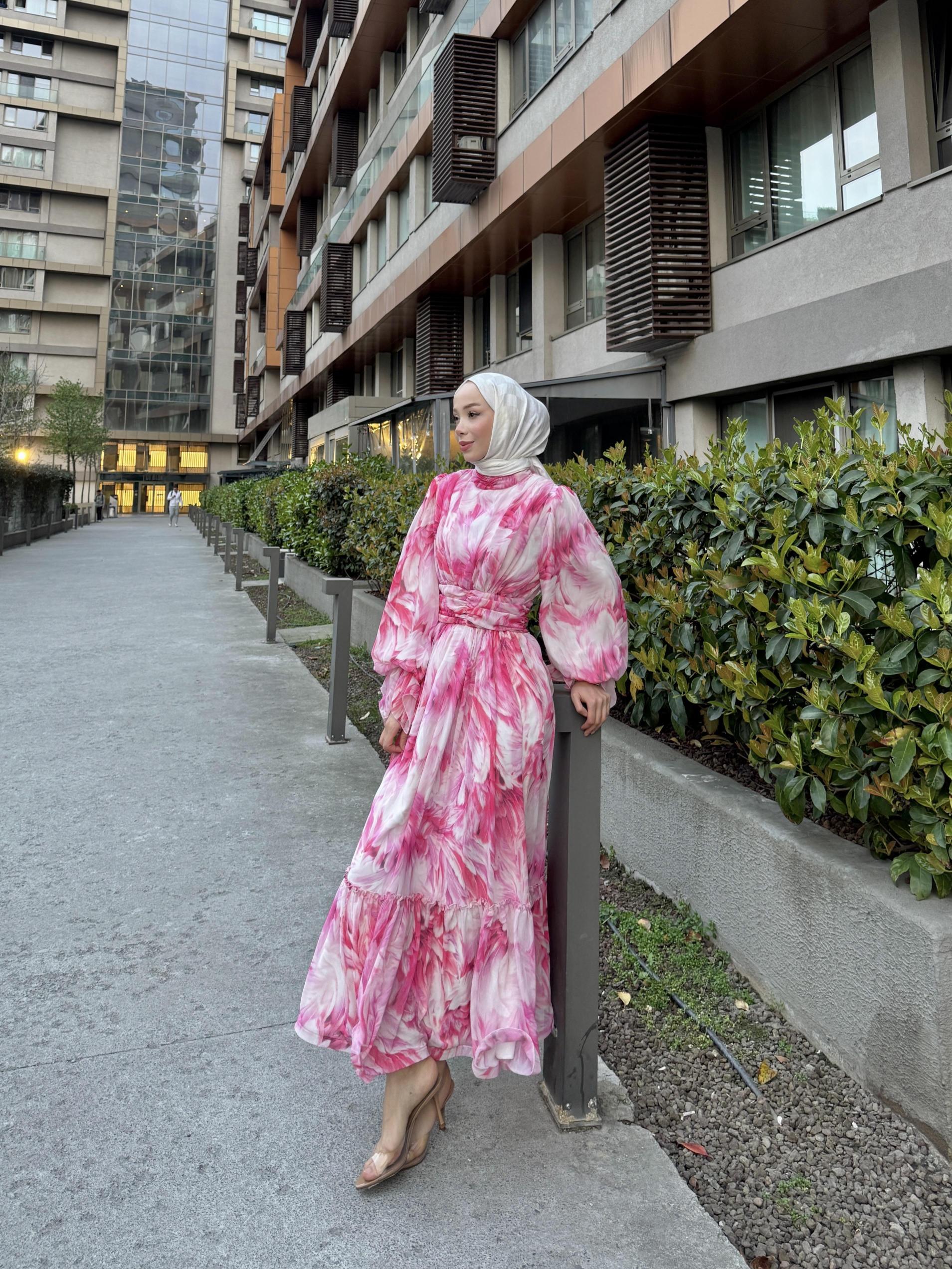CAVALLİ%20ELBİSE%20PEMBE