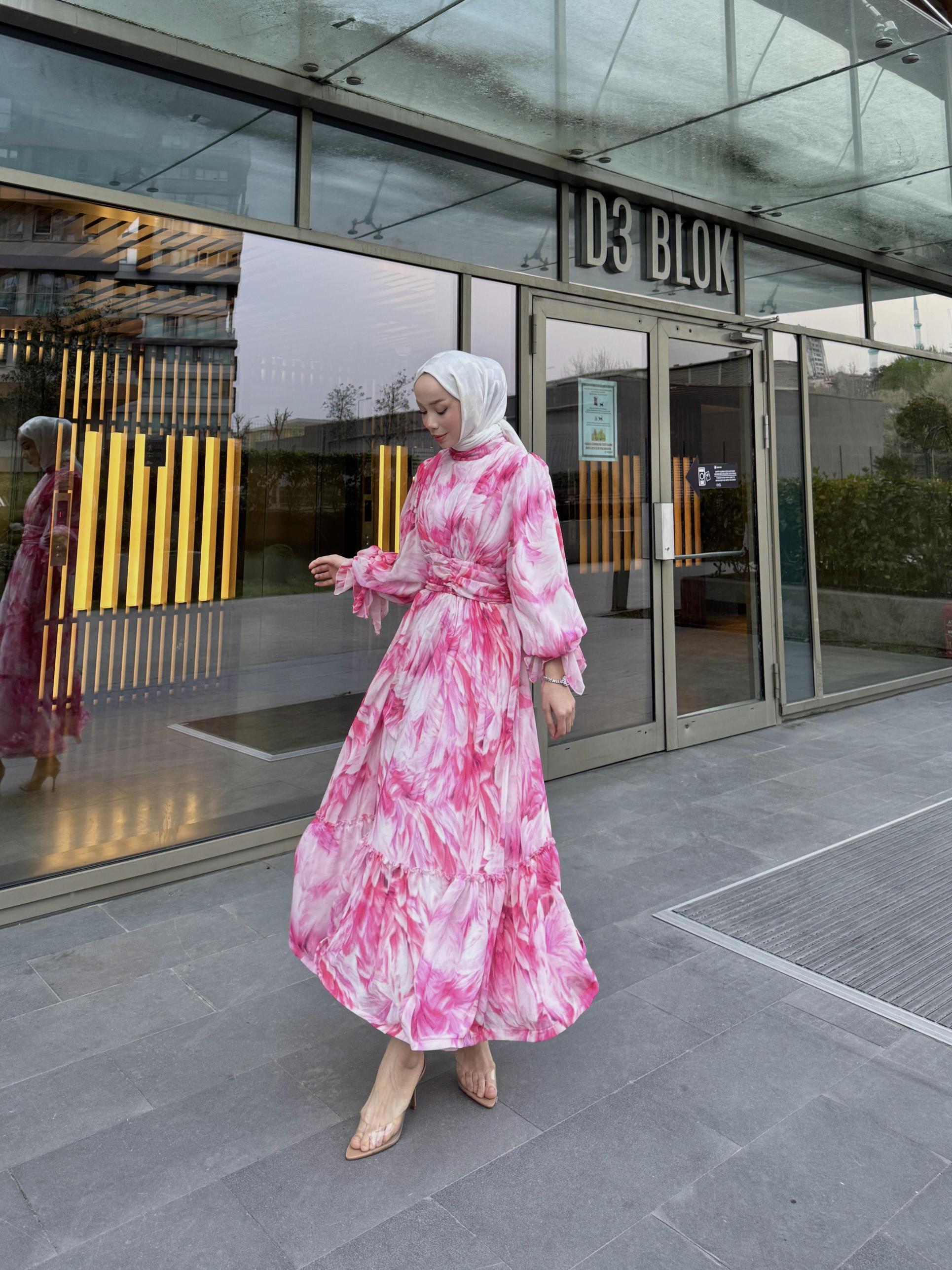 CAVALLİ%20ELBİSE%20PEMBE